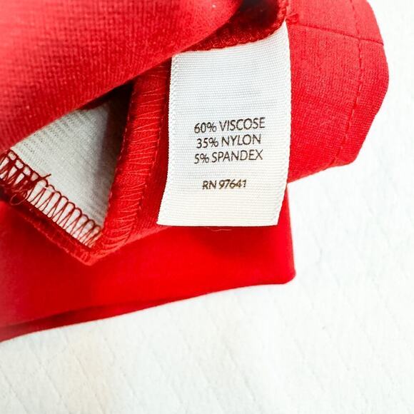 J. Jill Ponte Pencil Skirt Stretch Waist Red Straight Size Medium NWT - Picture 3 of 5